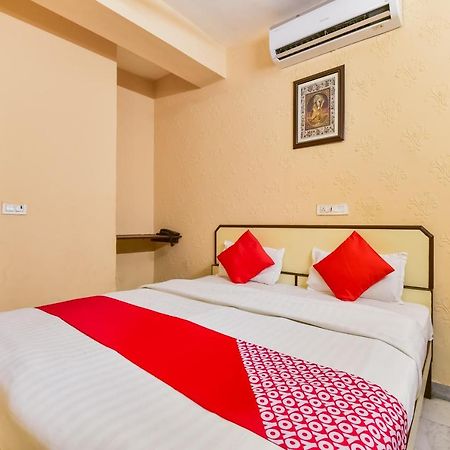 Oyo 72463 Hotel Sunder Palace จ๊อดปูร์ ภายนอก รูปภาพ