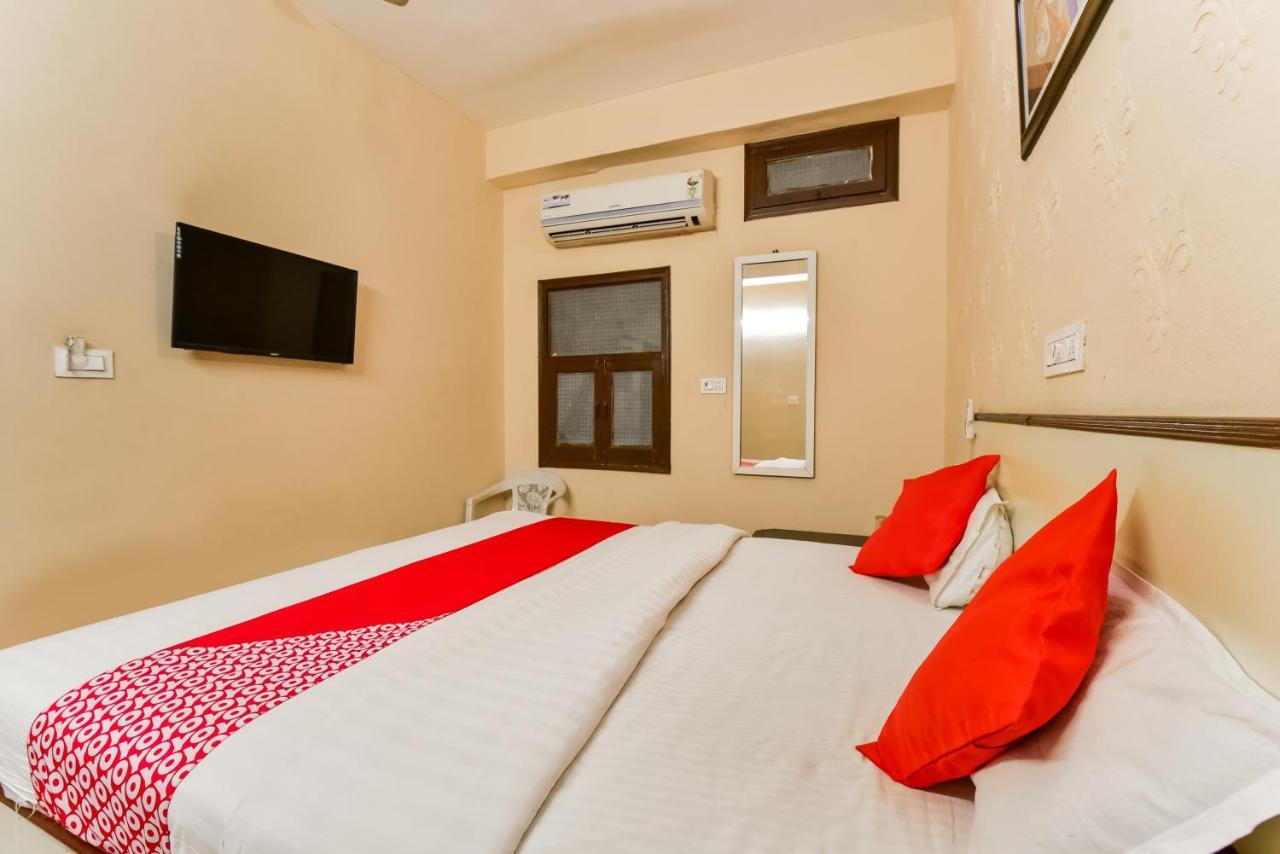 Oyo 72463 Hotel Sunder Palace จ๊อดปูร์ ภายนอก รูปภาพ