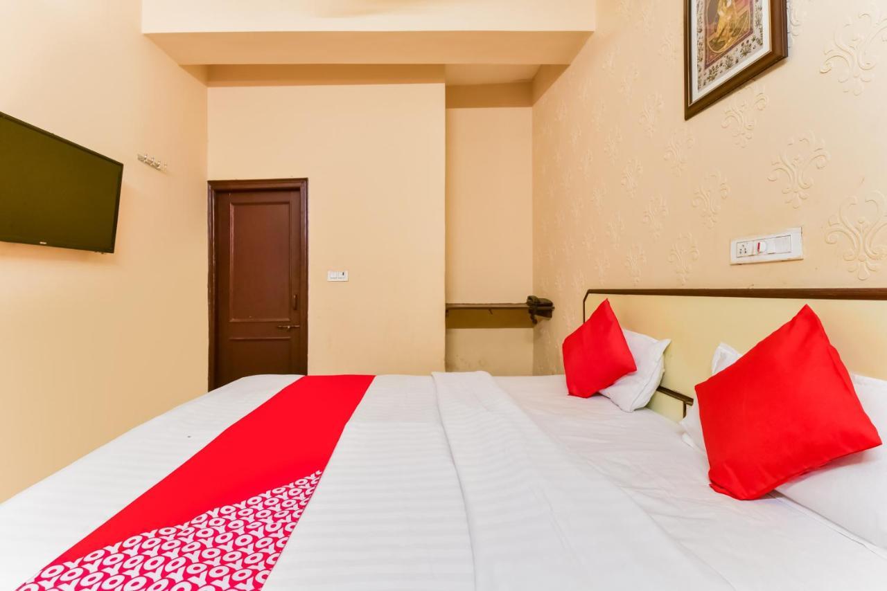 Oyo 72463 Hotel Sunder Palace จ๊อดปูร์ ภายนอก รูปภาพ