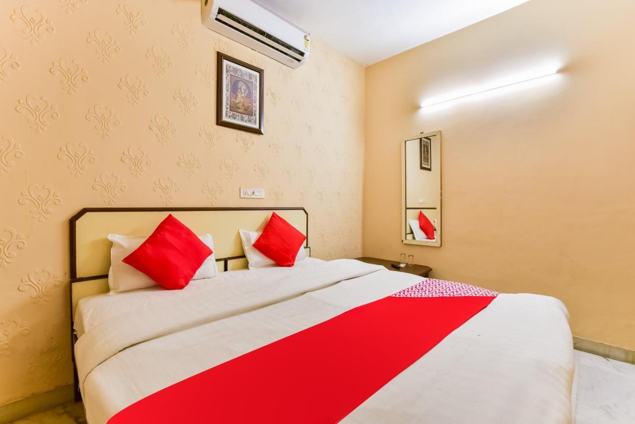 Oyo 72463 Hotel Sunder Palace จ๊อดปูร์ ภายนอก รูปภาพ